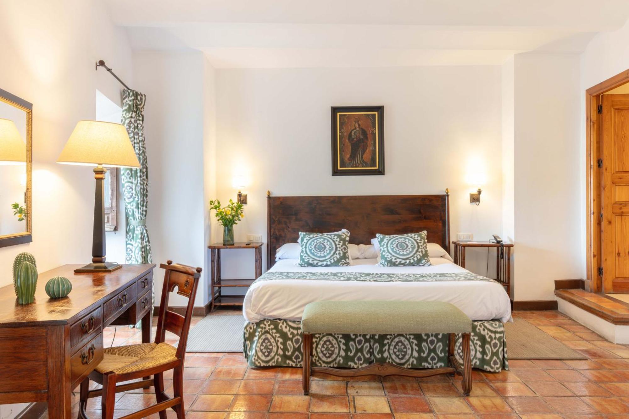 Hotel Puerta De La Luna Baeza Bagian luar foto